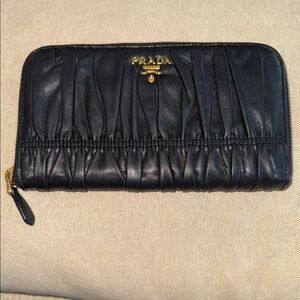 AUTHENTIC PRADA NAPPA RUCHED LEATHER ZIP AROUND WALLET